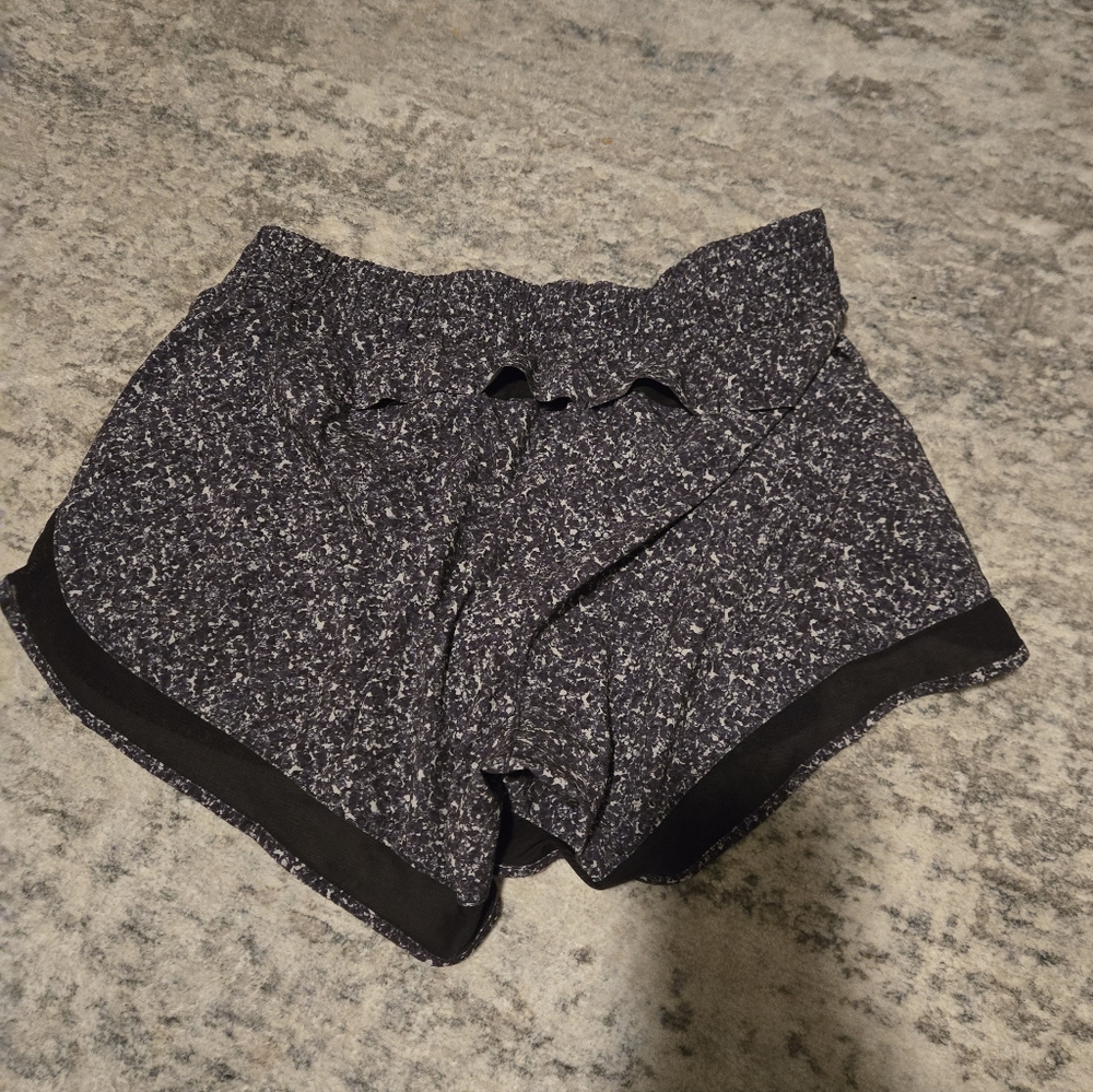 Athleta Mesh Racer Shorts - Picture 4 of 4